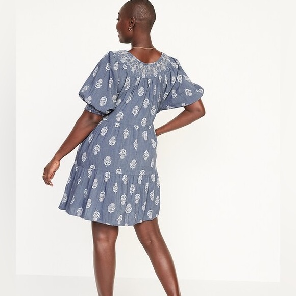 Old Navy Puffed Sleeve Tiered Swing Dress - Picture 3 of 12